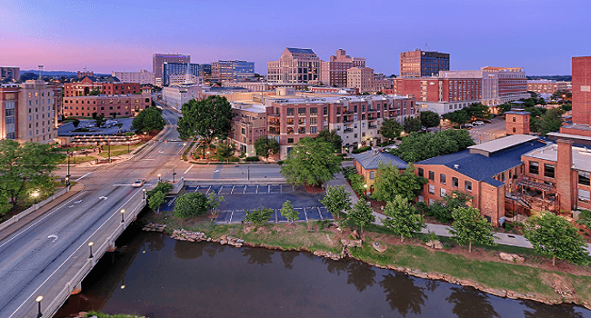 Pros and Cons of Living in Greenville, South Carolina